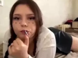 MildredGawne's Live Sex Cam Show
