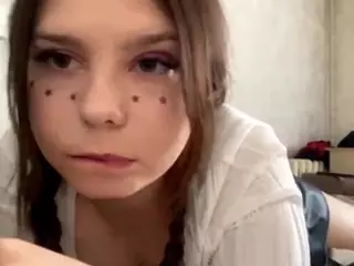 MildredGawne's Live Sex Cam Show