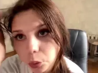 MildredGawne's Live Sex Cam Show