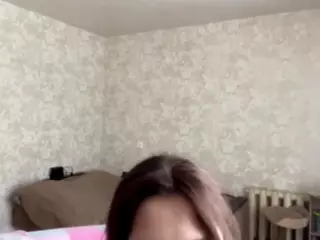 MildredGawne's Live Sex Cam Show