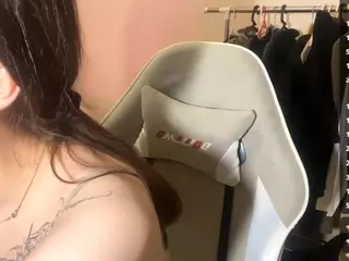 Kris's Live Sex Cam Show