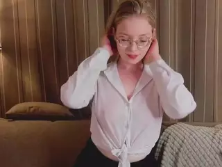 TateBevis's Live Sex Cam Show