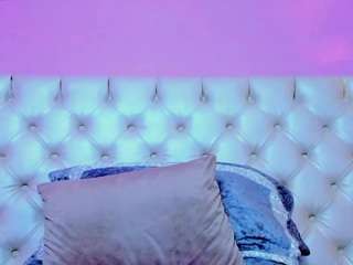valentinaforerox Live Webcam on CamSoda