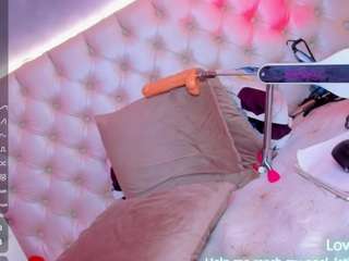 valentinaforerox Live Webcam on CamSoda