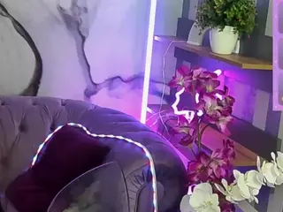 FeralFlower's Live Sex Cam Show