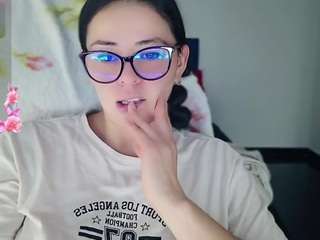 karlakee live cam preview