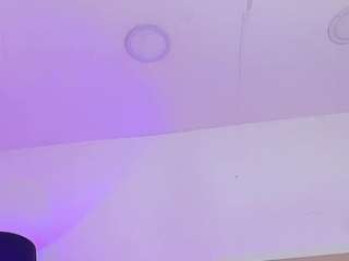 sabrinaturneer live cam profile