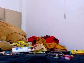 sabrinaturneer webcam