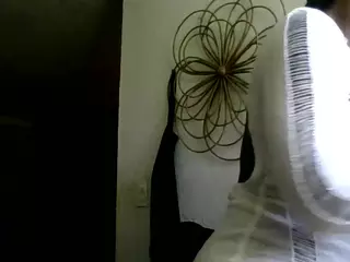 tsunamit3a's Live Sex Cam Show