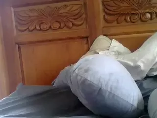 tsunamit3a's Live Sex Cam Show