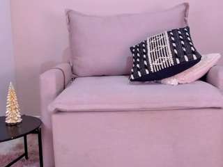 Live webcam model cristalsmiith on Soda Cams