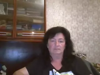 krisshurdlove's Live Sex Cam Show