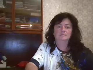krisshurdlove's Live Sex Cam Show