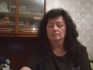 krisshurdlove's Live Sex Cam Show