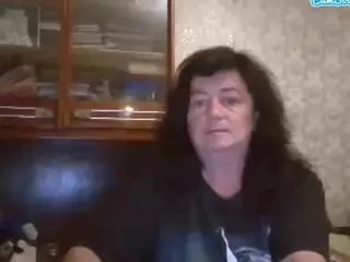 krisshurdlove's Live Sex Cam Show