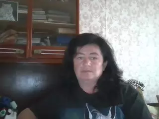 krisshurdlove's Live Sex Cam Show