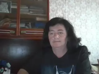 krisshurdlove's Live Sex Cam Show