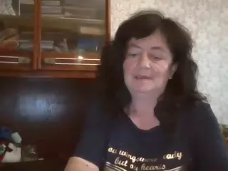 krisshurdlove's Live Sex Cam Show