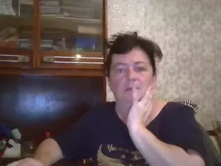 krisshurdlove's Live Sex Cam Show