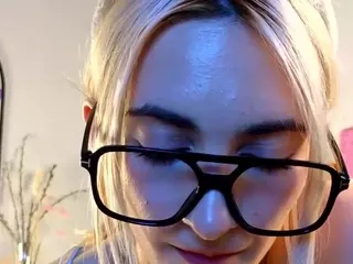 AlbertaDockray's Live Sex Cam Show