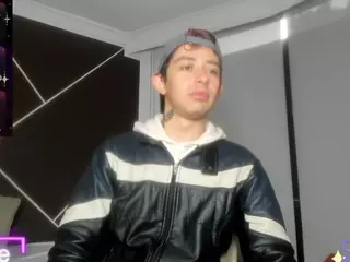 AlecAndrews's Live Sex Cam Show