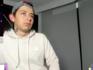 AlecAndrews's Live Sex Cam Show