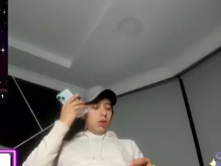 AlecAndrews's Live Sex Cam Show