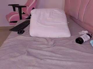 ambarasm Petite live webcam