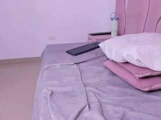 Live webcam model ambarasm on Soda Cams