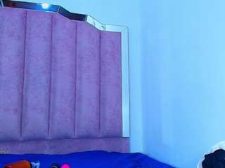 annie-berlin Live Webcam on CamSoda