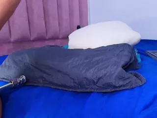 annie-berlin's Live Sex Cam Show