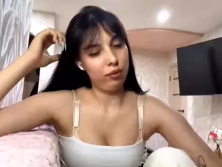 Kira's Live Sex Cam Show