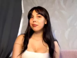 Kira's Live Sex Cam Show