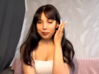 Kira's Live Sex Cam Show