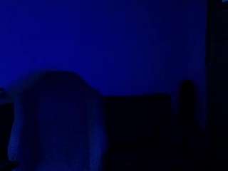 esajukyy live cam profile