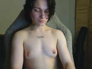 esajukyy Solo live webcam