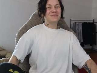esajukyy