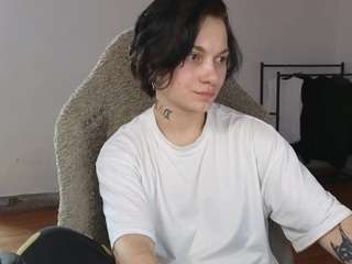 esajukyy