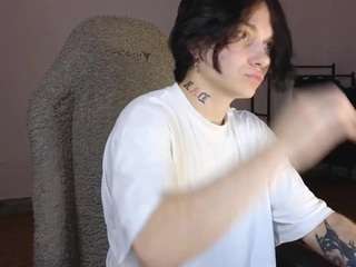 esajukyy