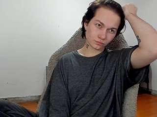 esajukyy