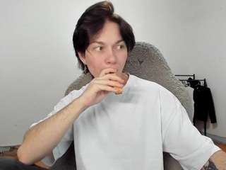 esajukyy