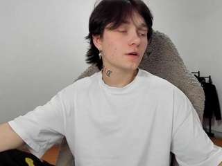 esajukyy