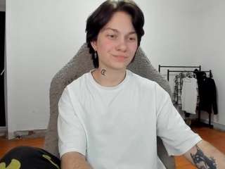 esajukyy camsoda