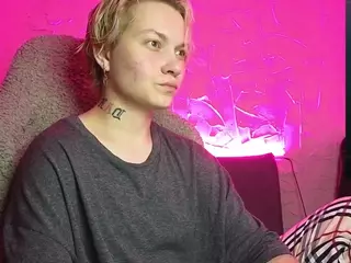 esajukyy's Live Sex Cam Show