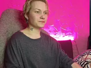esajukyy's Live Sex Cam Show