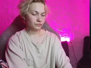 esajukyy's Live Sex Cam Show