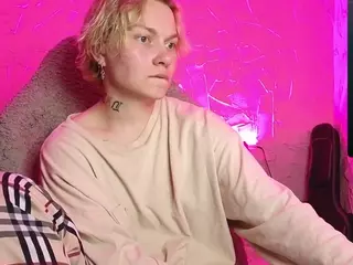 esajukyy's Live Sex Cam Show