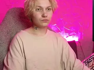 esajukyy's Live Sex Cam Show