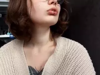 Tanya's Live Sex Cam Show