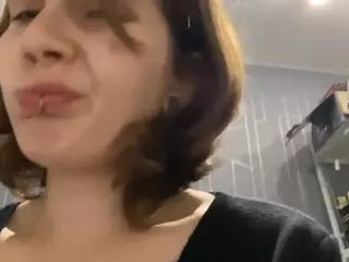 Tanya's Live Sex Cam Show